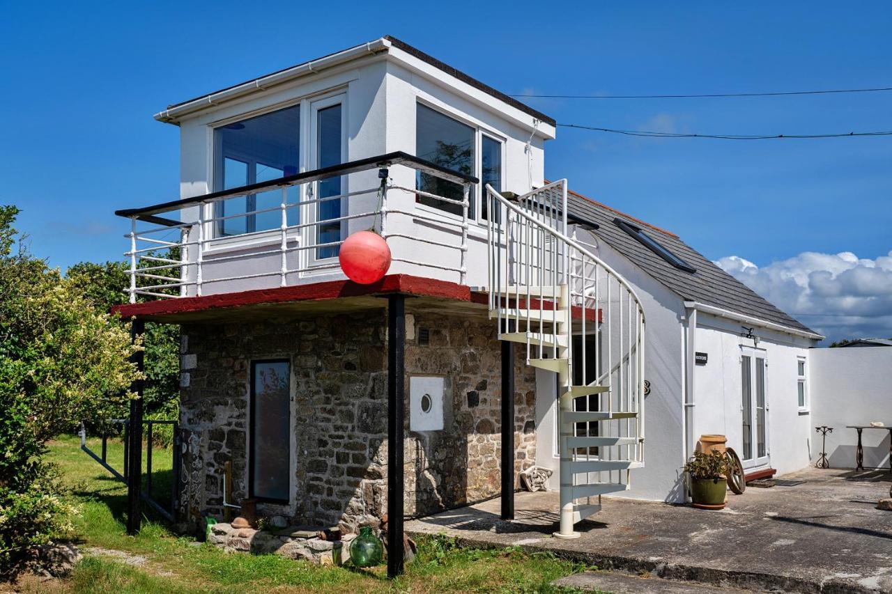 Finest Retreats - The Watchtower At Western Watch Lower Boscaswell Экстерьер фото